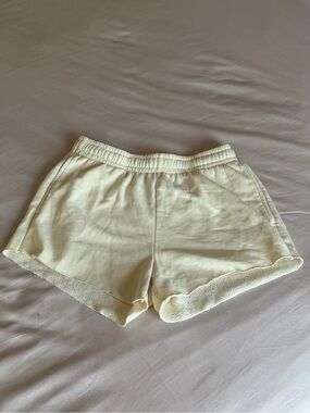 H&M Divided Cream Fleece Sweat Shorts Size Small